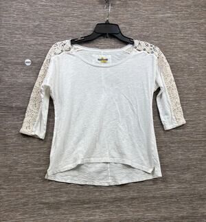 Little Yellow Button Shirt Womens Size S White Crochet Lace Sleeve Spring Casual